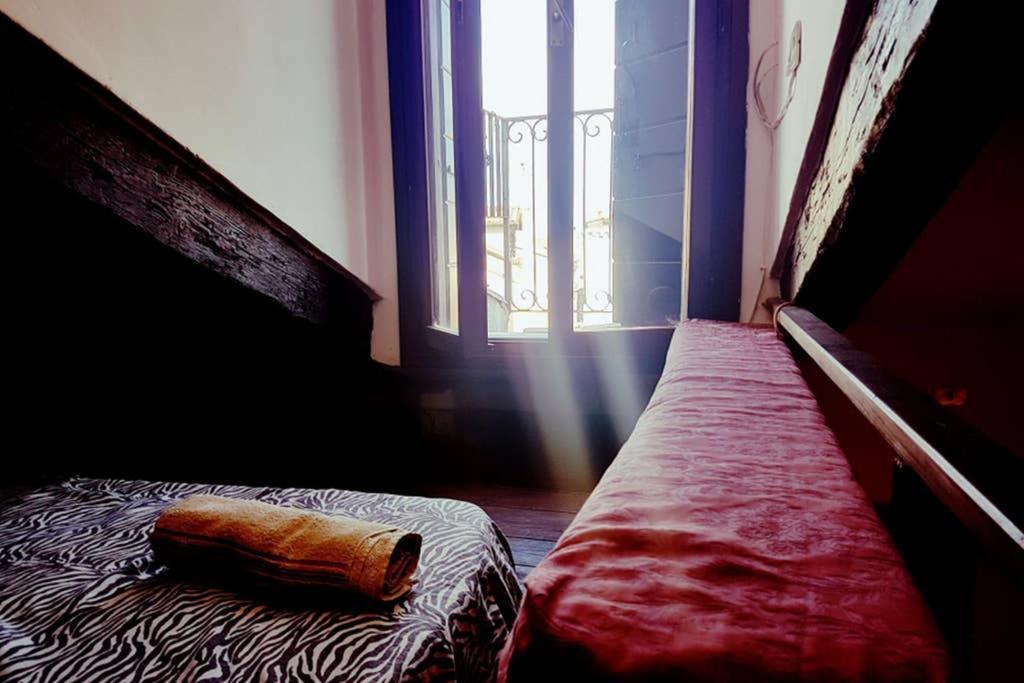 Large Top 3 Rooms Flat Central Rialto Венеция Экстерьер фото